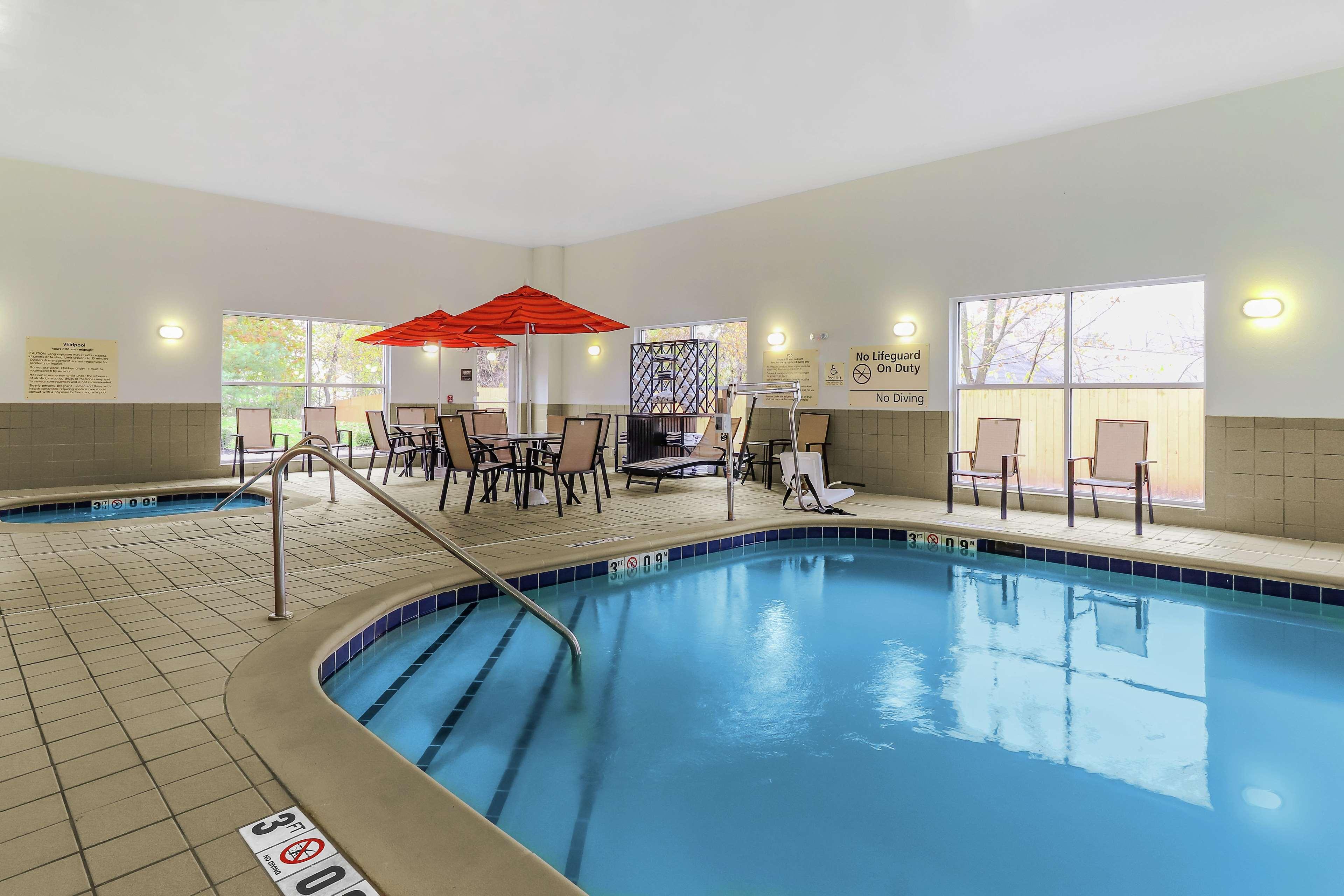 Hampton Inn Heath Exterior foto